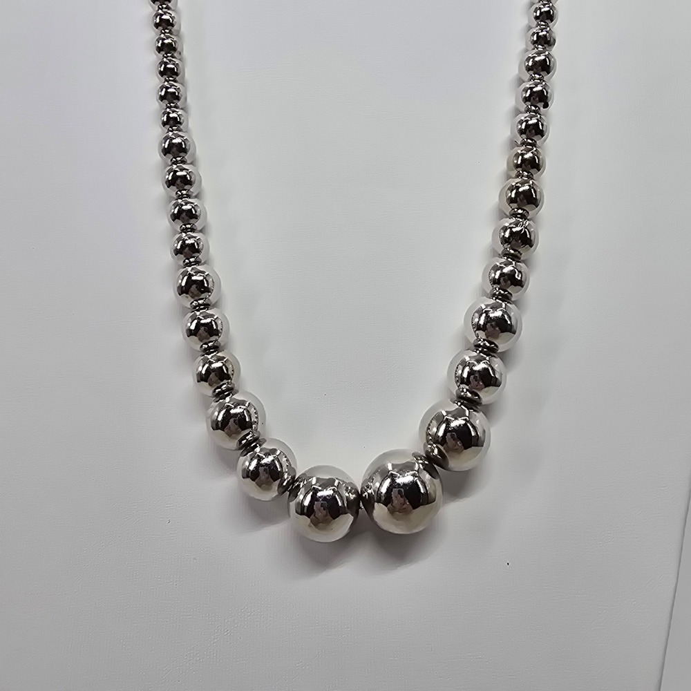 Vintage Graduated Bead Necklace Silver tone Ball Chain 28 Inch High Shine